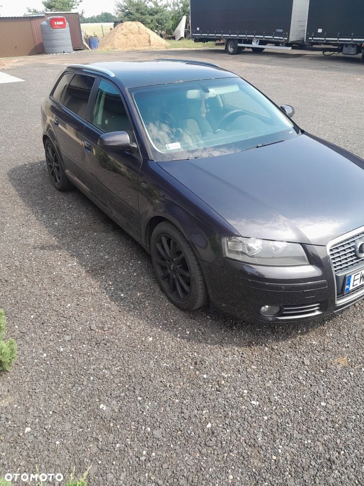 Audi A3 Sportback - 2