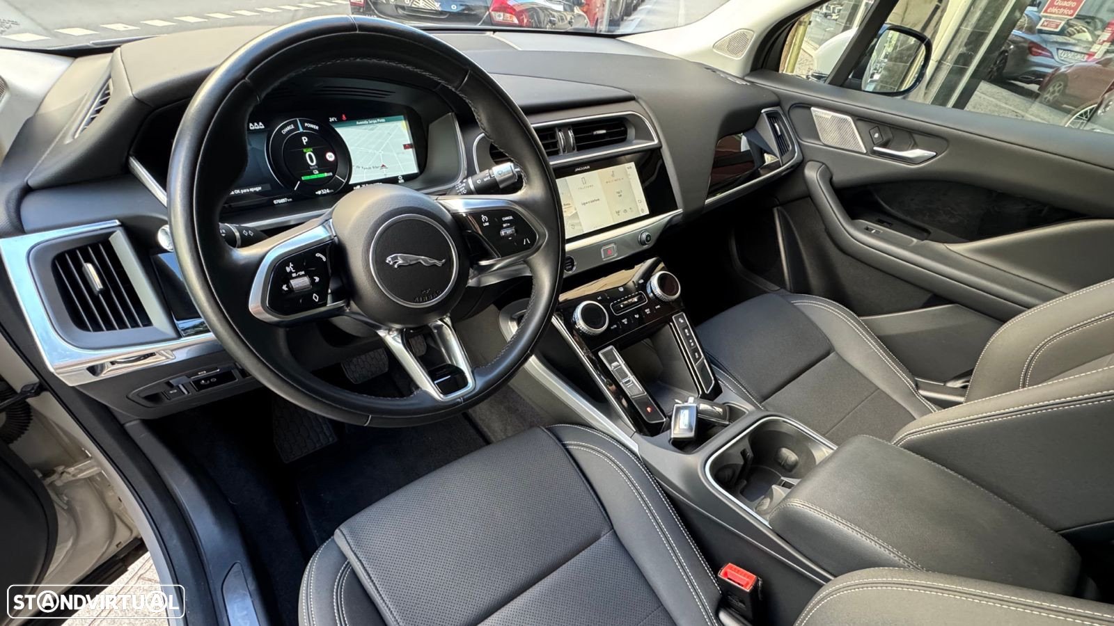 Jaguar I-Pace EV400 AWD SE - 11