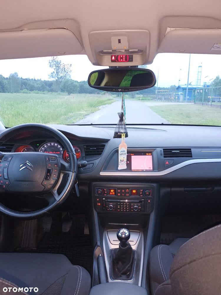 Citroën C5 1.6 HDi Attraction - 8