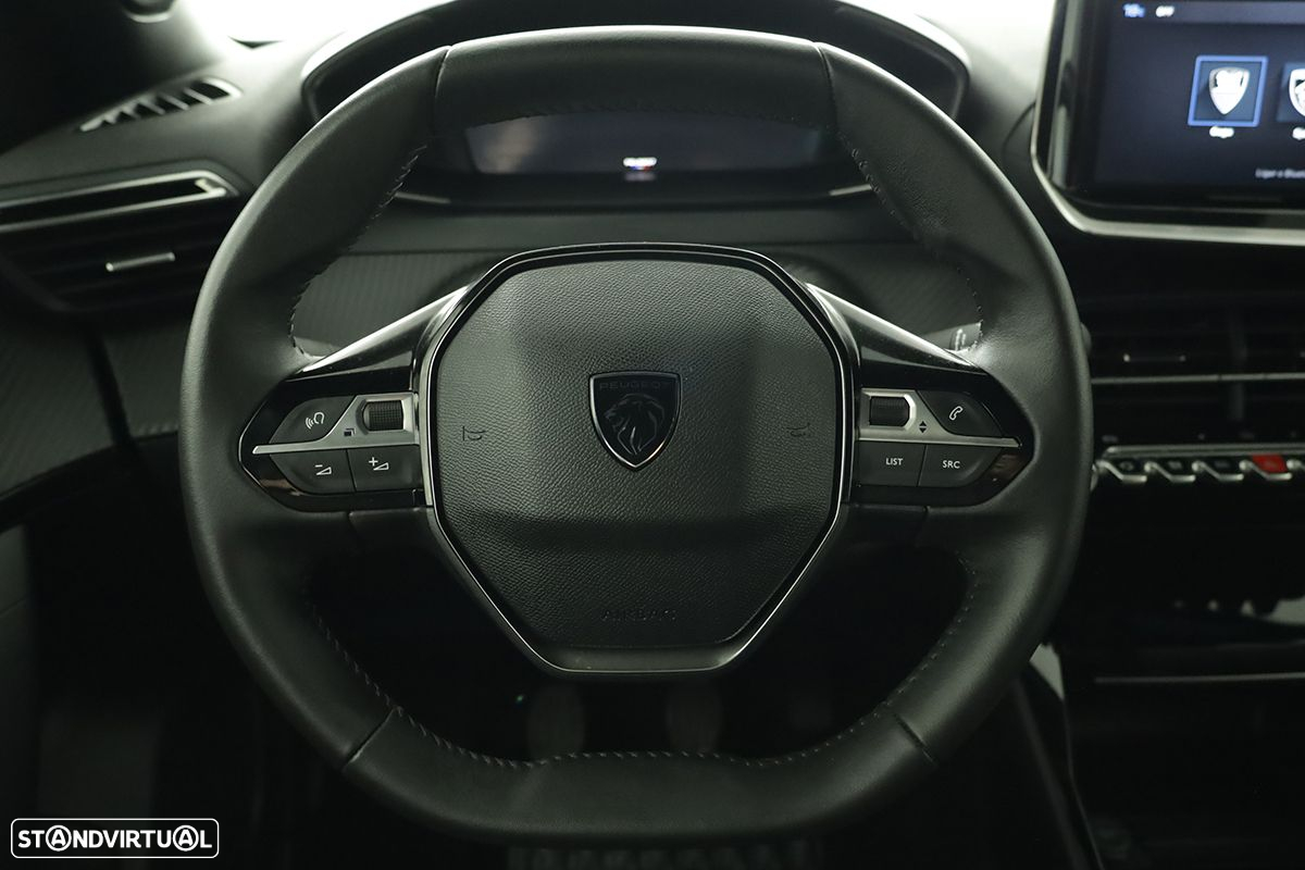 Peugeot 2008 1.2 PureTech Allure - 16