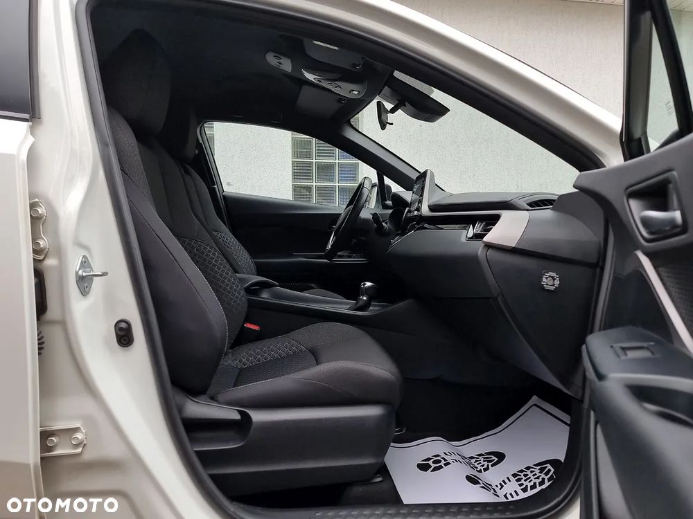 Toyota C-HR 1.8 Hybrid Prestige - 11
