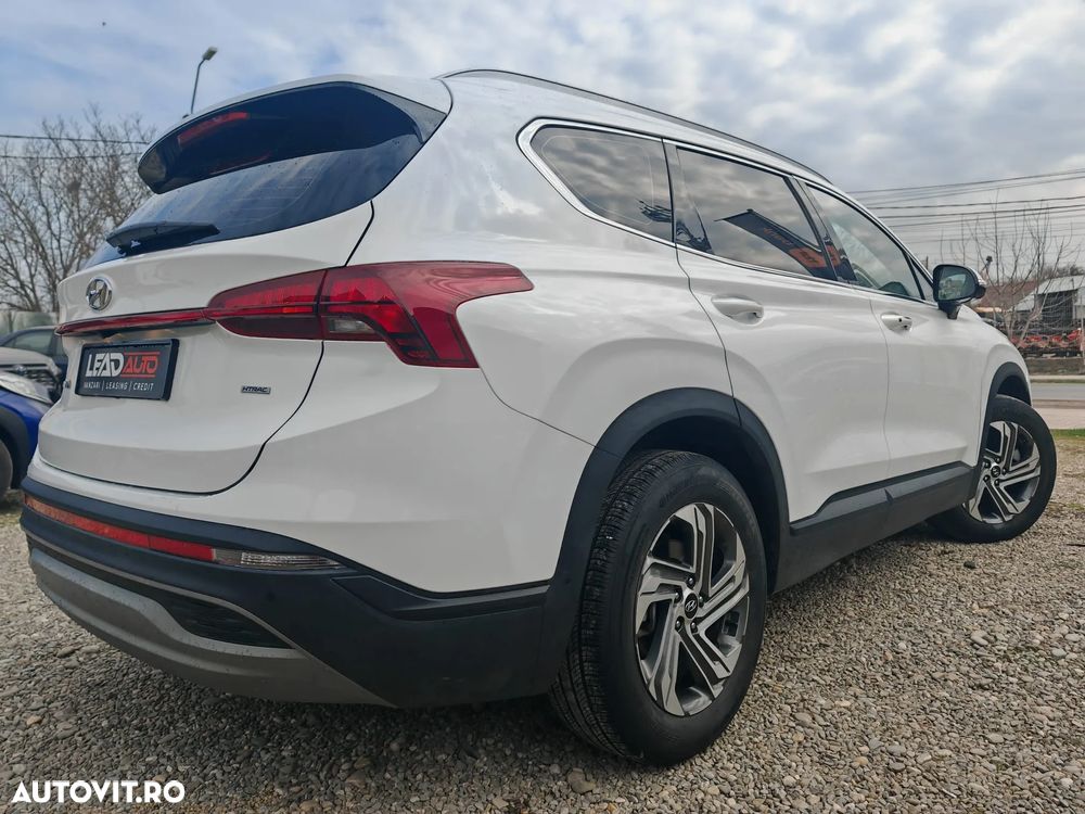 Hyundai Santa Fe - 3