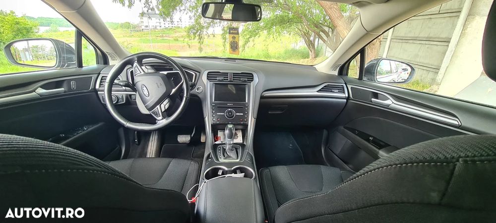 Ford Mondeo 2.0 TDCI PowerShift Titanium - 12