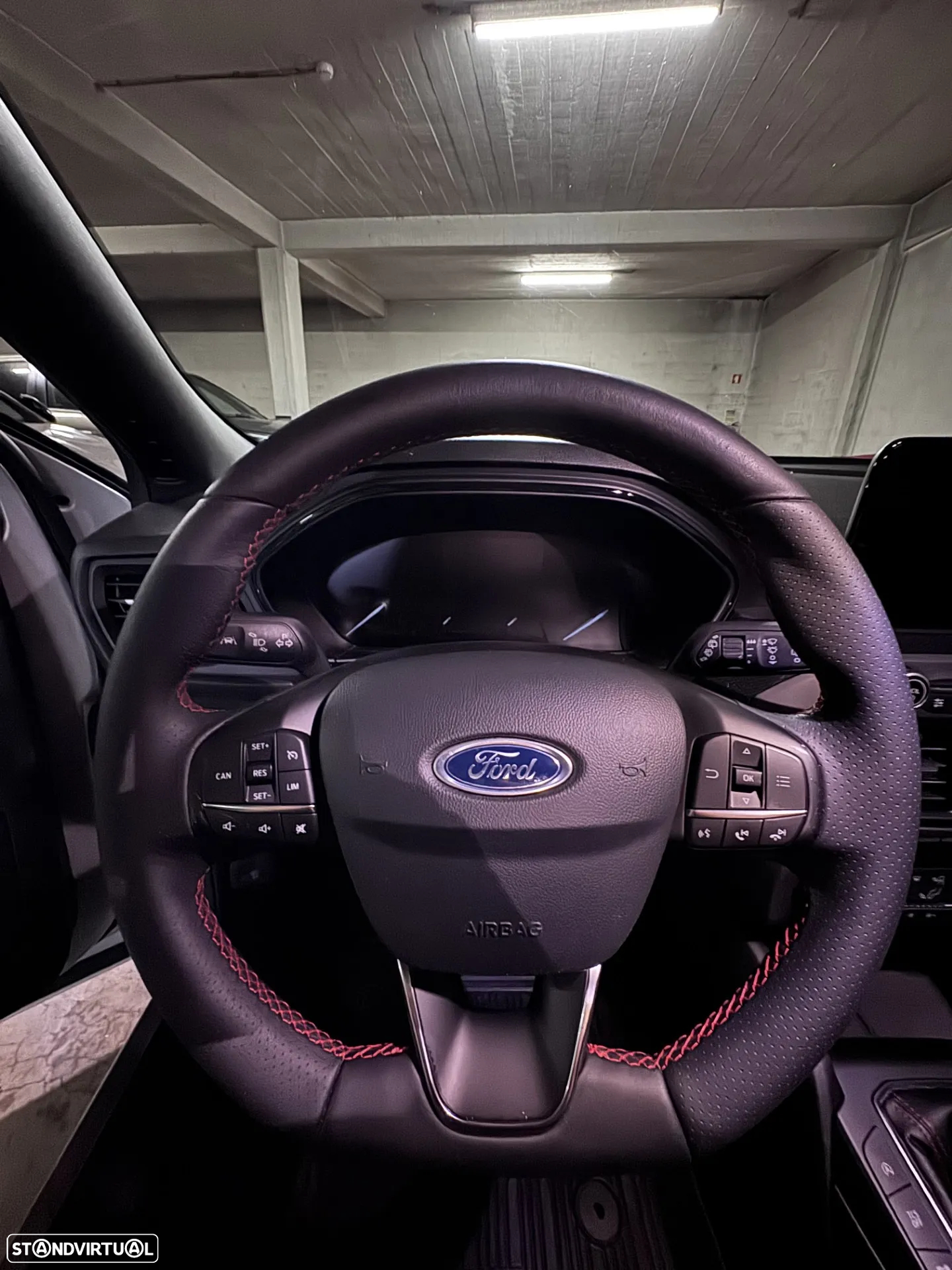 Ford Focus 1.0 EcoBoost ST-Line - 16