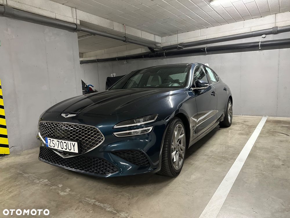 Genesis G70 Shooting Brake 2.0T RWD 8AT Premium - 40