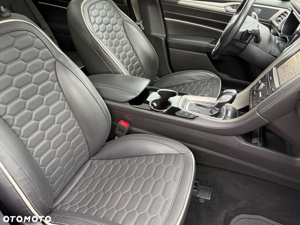 Ford Mondeo SW TDCi Bi-Turbo PowerShift-Aut Vignale - 18