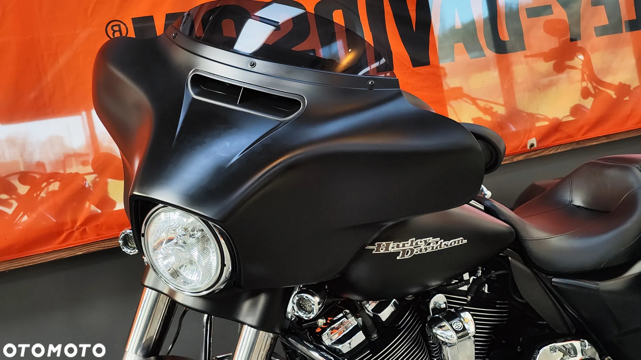 Harley-Davidson FLHXS Special - 24