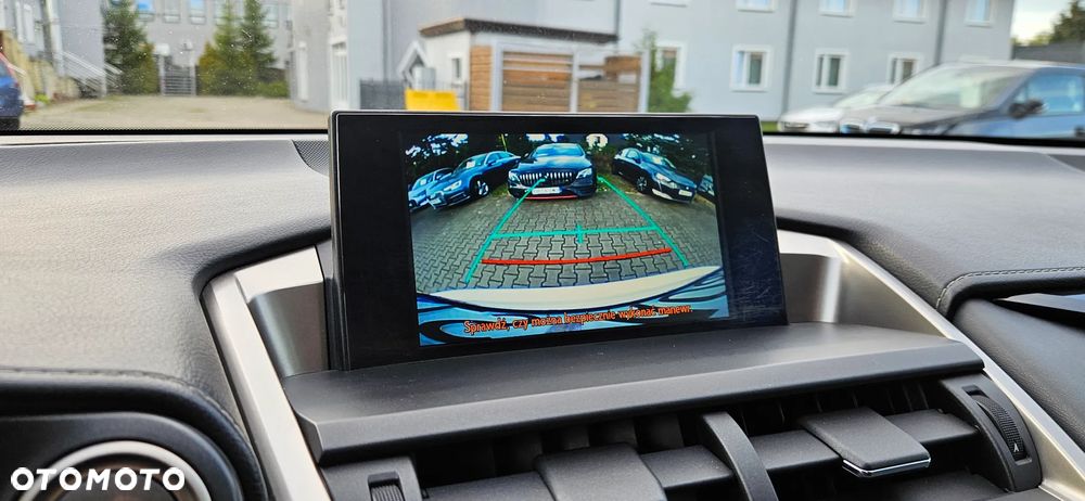 Lexus NX 200t Prestige AWD - 24