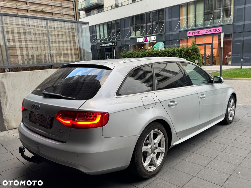 Audi A4 Avant - 8