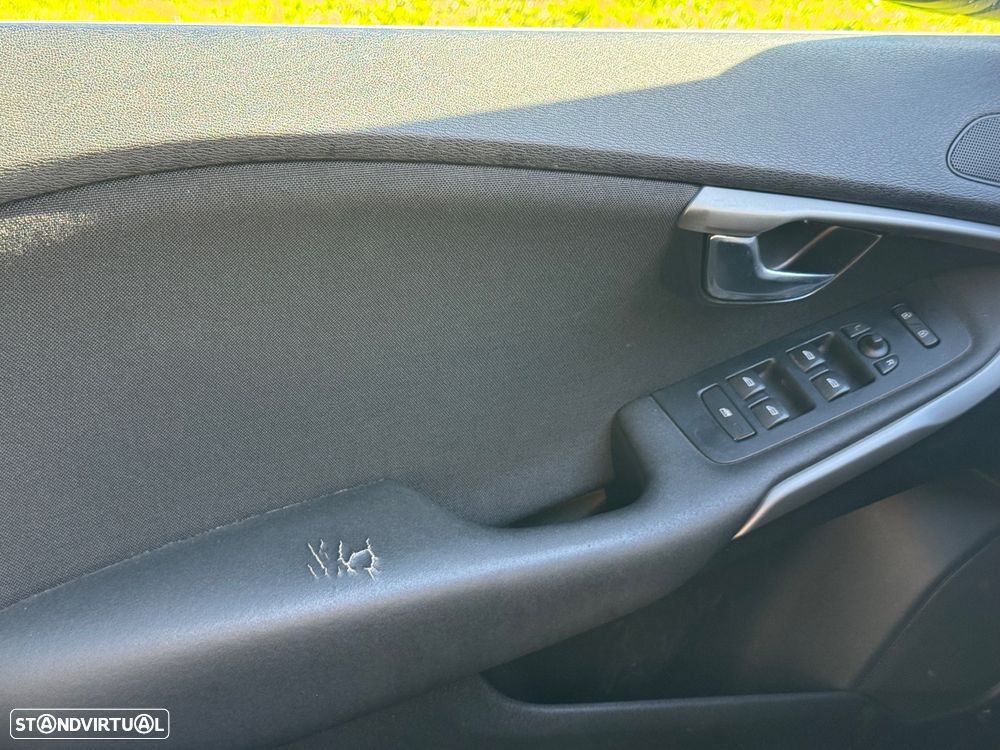 Volvo V40 1.6 D2 Kinetic - 20