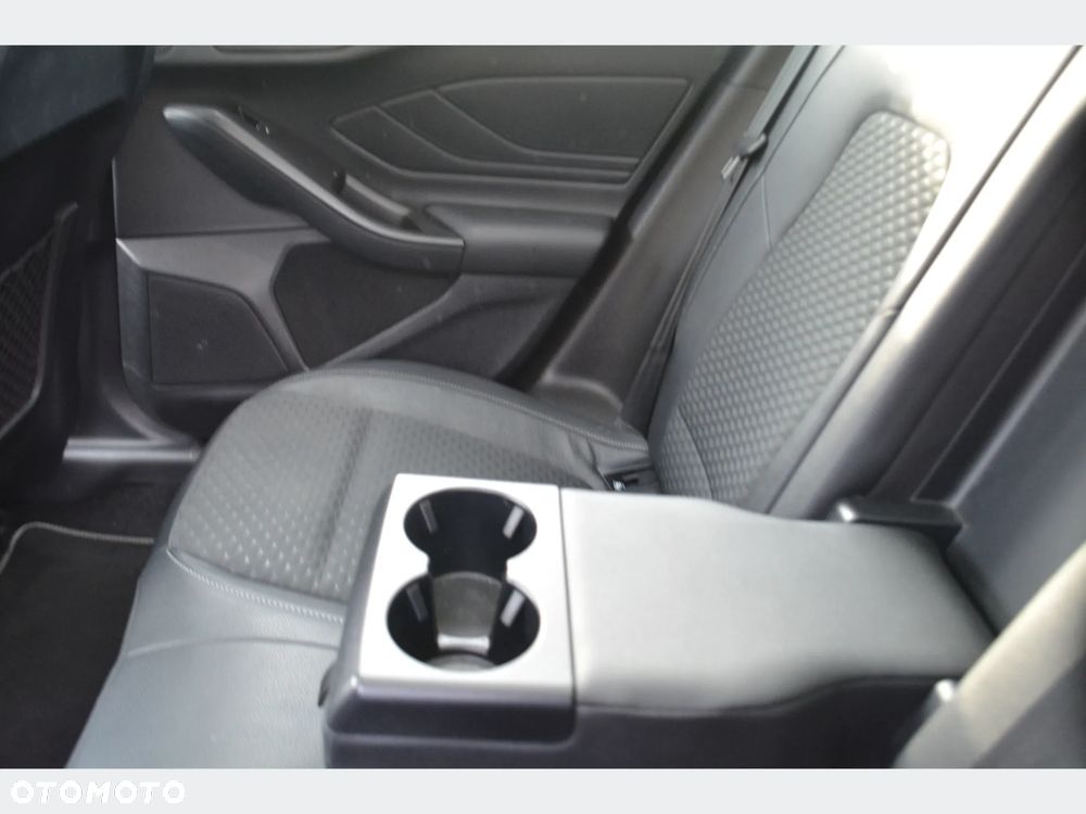 Ford Focus - 12