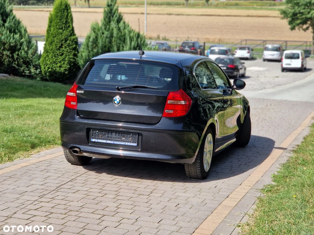 BMW Seria 1 116i - 10