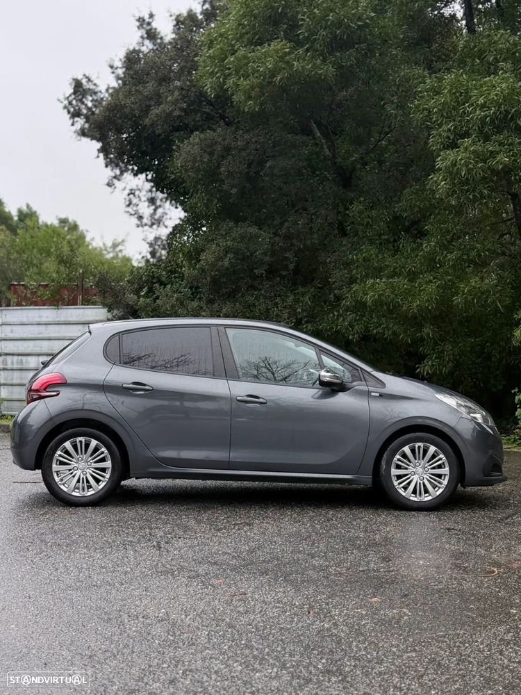 Peugeot 208 1.2 PureTech Style - 6