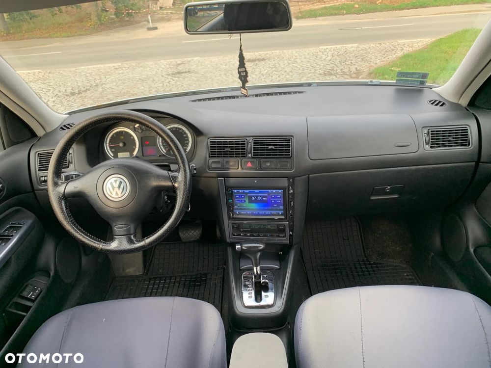 Volkswagen Golf IV 1.9 TDI Comfortline Tiptr - 4