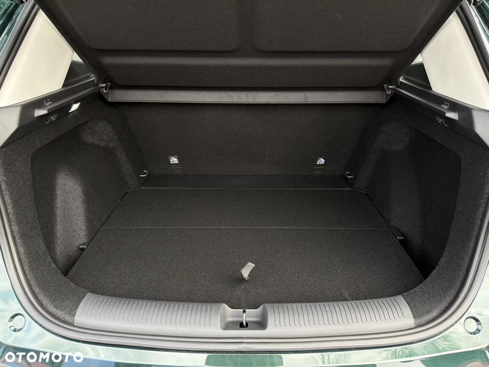 MG ZS - 18