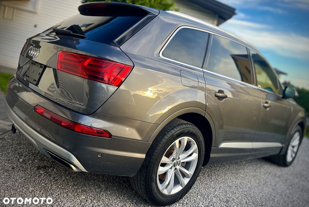 Audi Q7 - 2