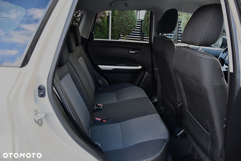 Suzuki Vitara 1.6 Premium 2WD - 22