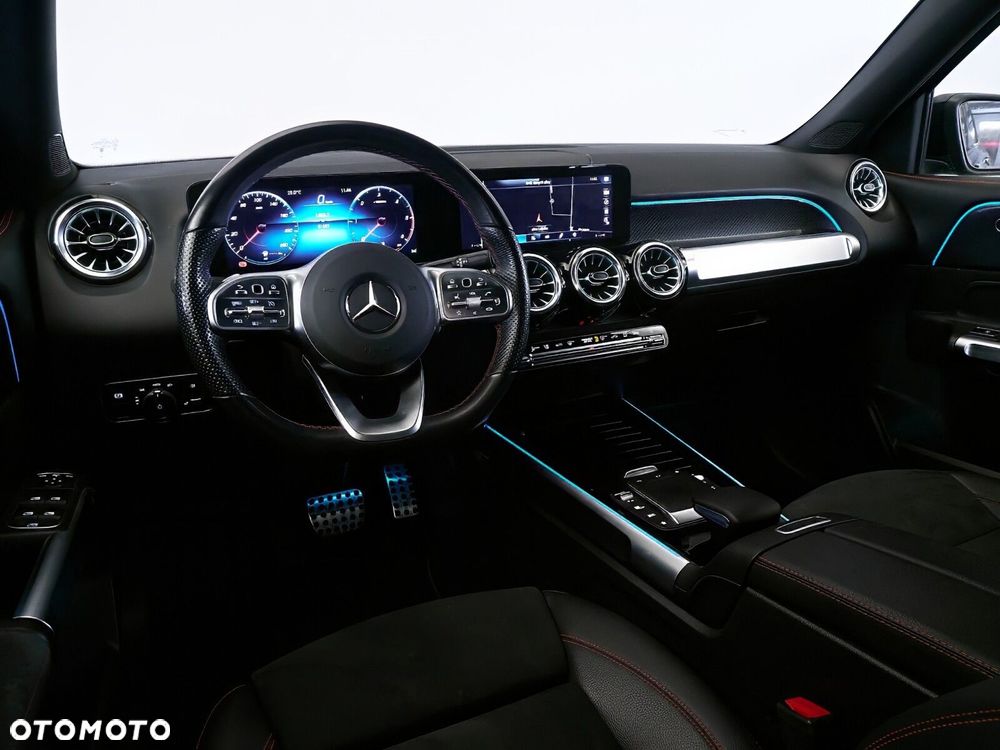 Mercedes-Benz GLB 200 d 4-Matic AMG Line 8G-DCT - 9