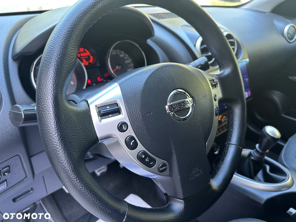 Nissan Qashqai 2.0 dCi DPF acenta - 31