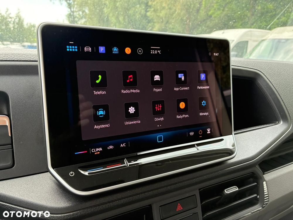 Volkswagen Crafter 35 Furgon z wysokim dachem 2,0 177 KM /Automatyczna r. o. 4490 mm - 25