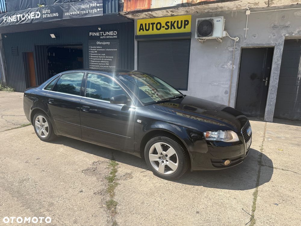 Audi A4 Limousine - 2