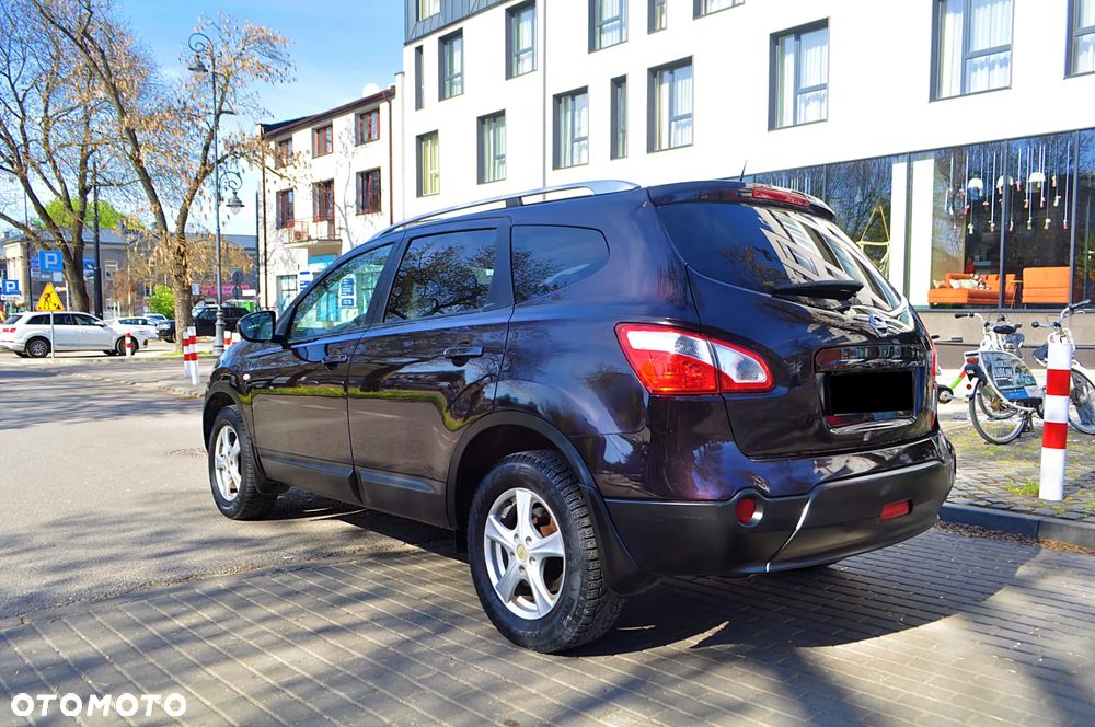 Nissan Qashqai+2 - 5