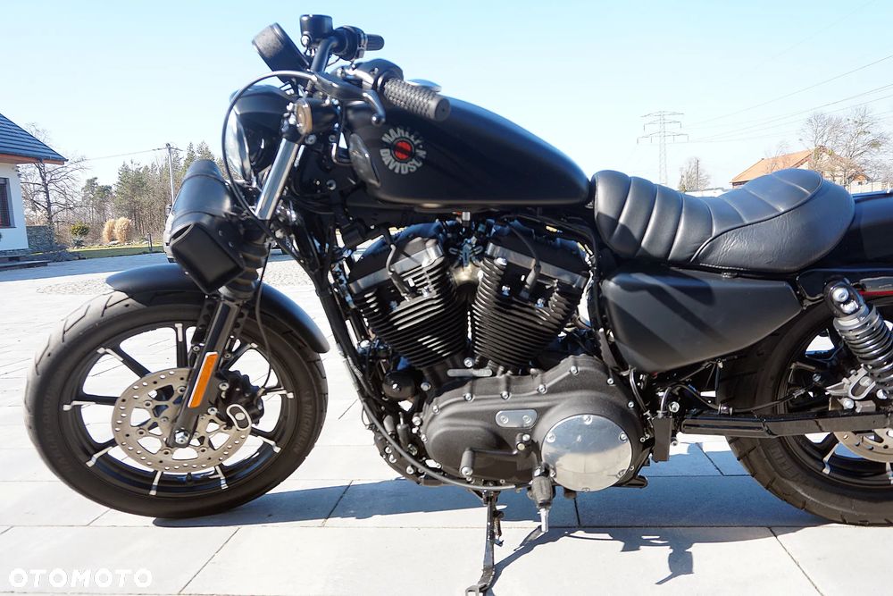 Harley-Davidson Sportster Iron 883 - 6