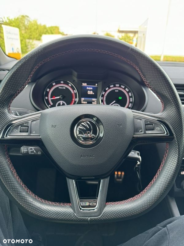 Skoda Octavia 2.0 TSI RS 230 DSG - 8