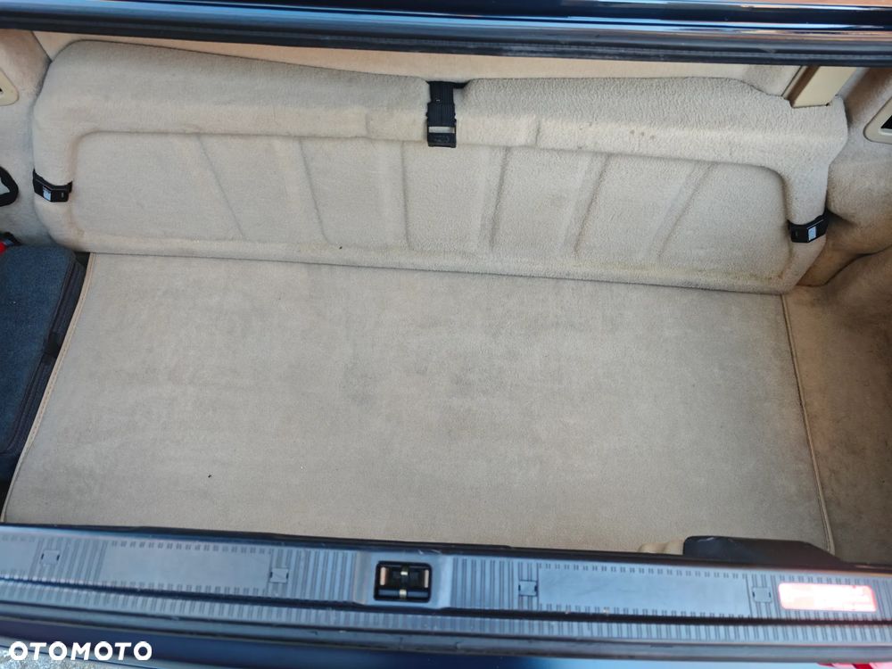 Mercedes-Benz SL - 18