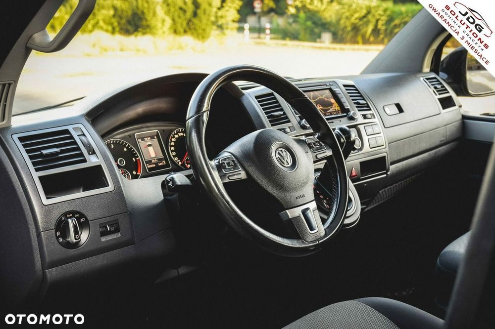 Volkswagen Caravelle - 15