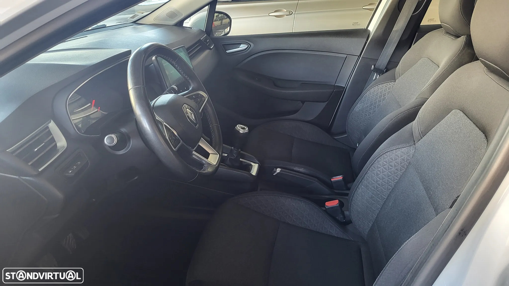 Renault Clio 1.5 Blue dCi Intens - 13
