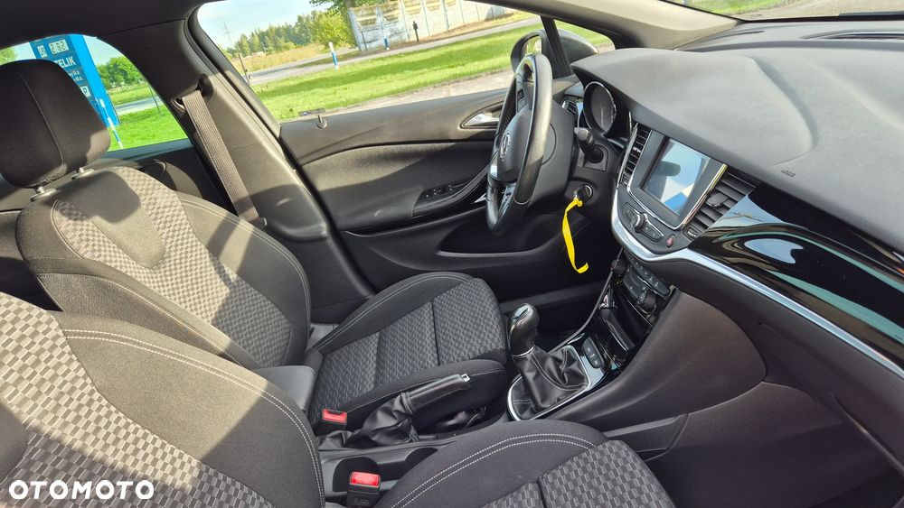 Opel Astra 1.4 T Dynamic - 15