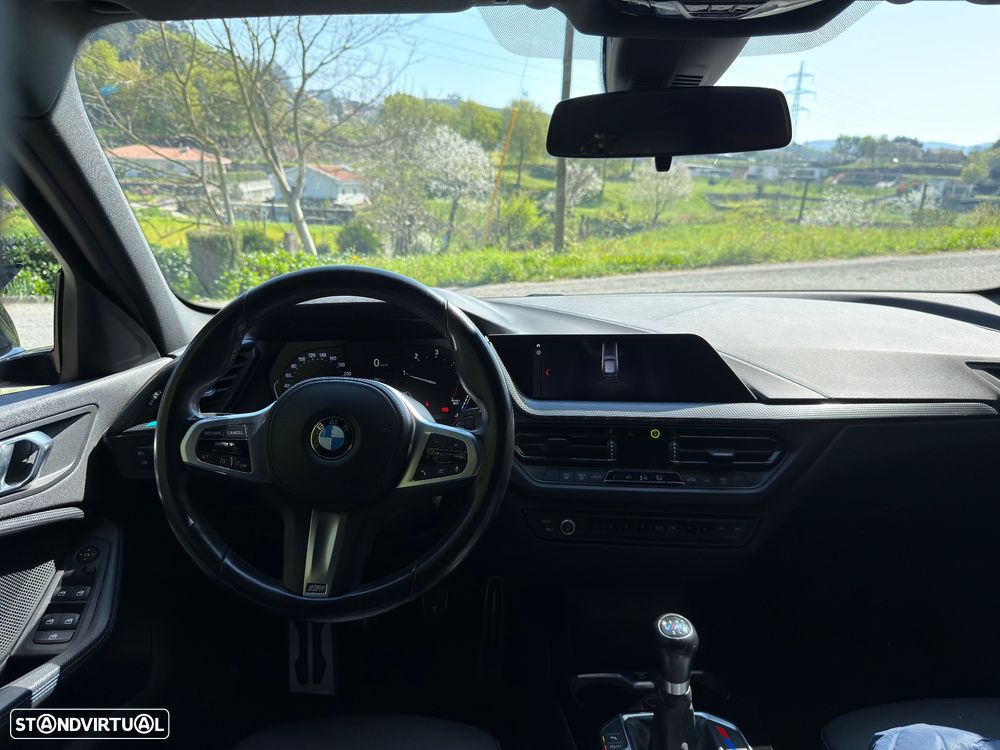 BMW 116 d Pack M - 23