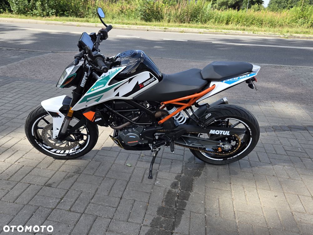 KTM Duke 125 - 28