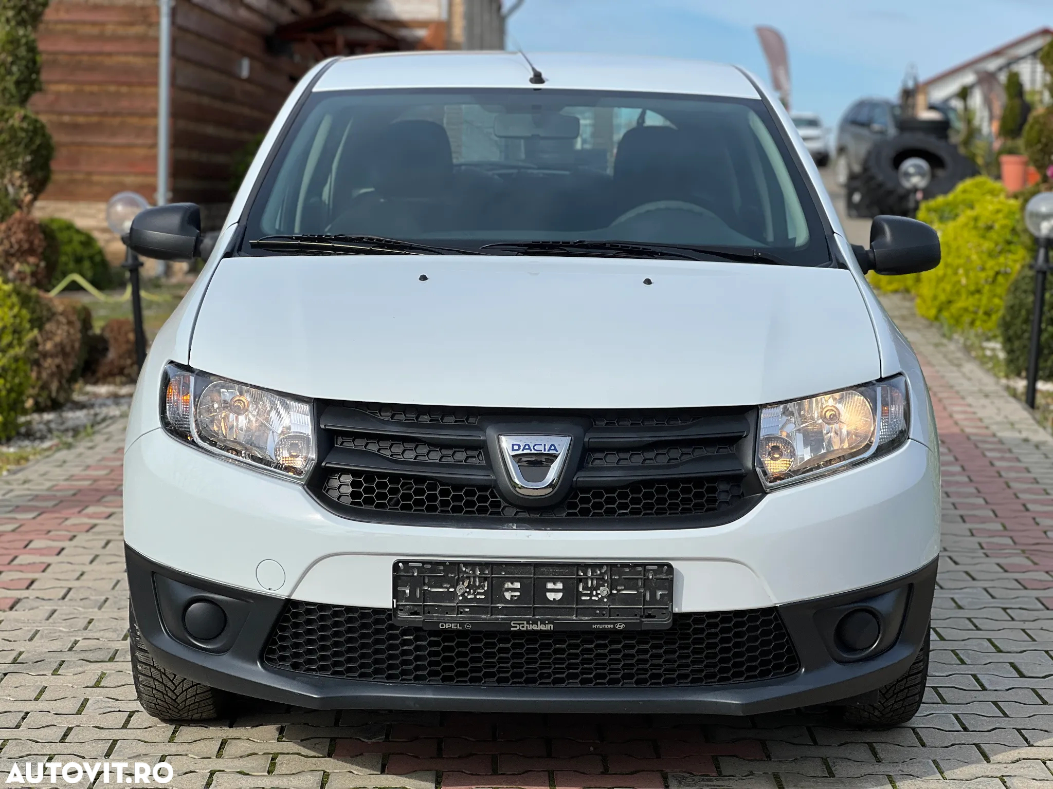 Dacia Sandero 1.2 16V - 9