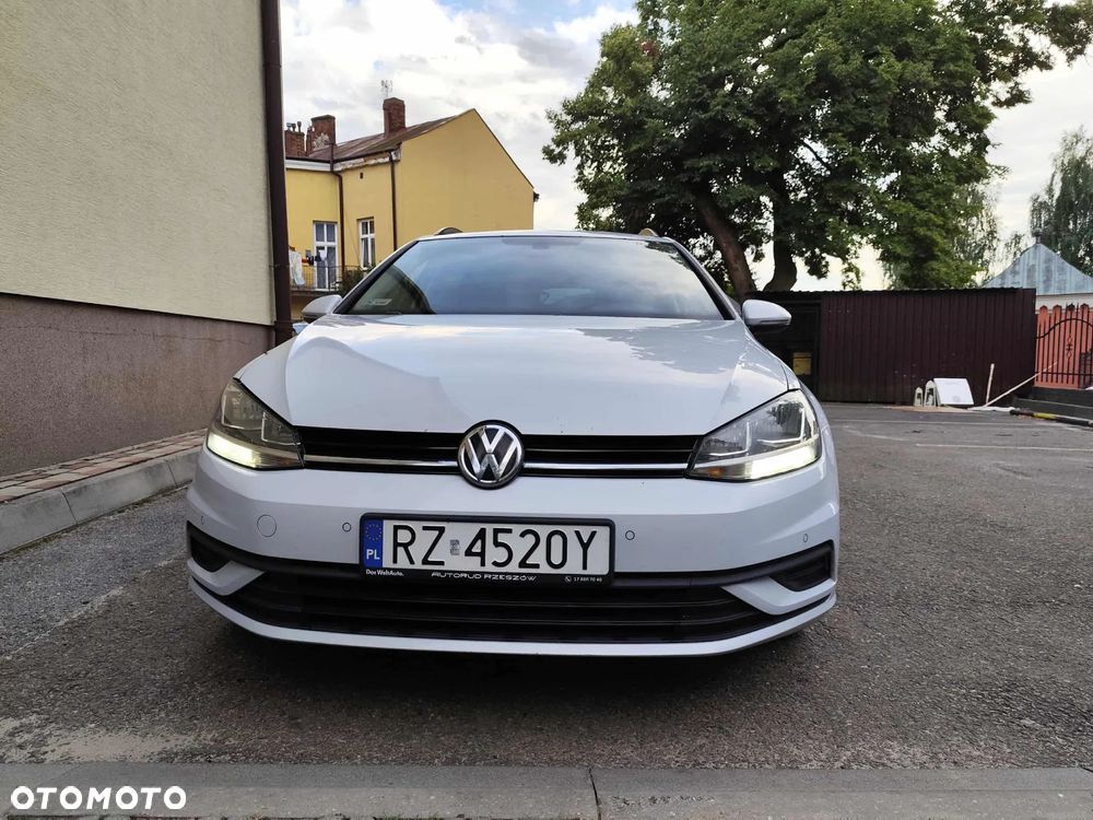 Volkswagen Golf 1.6 TDI BMT Comfortline - 1