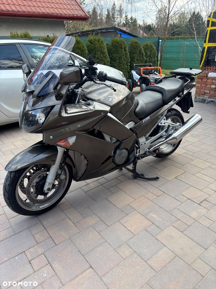 Yamaha FJR - 15