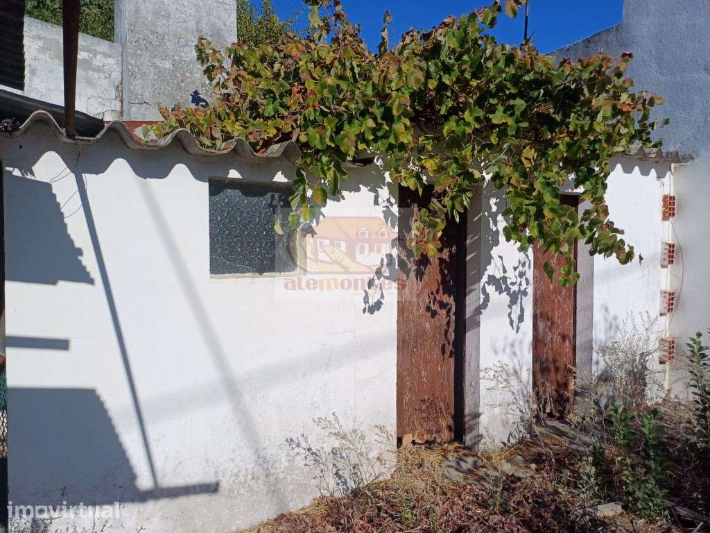 Casa antiga para reabilitar a 5 minutos de Grândola - Grande imagem: 4/15