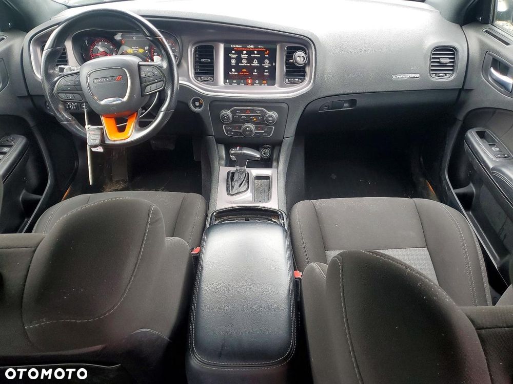 Dodge Charger 5.7 R/T - 9