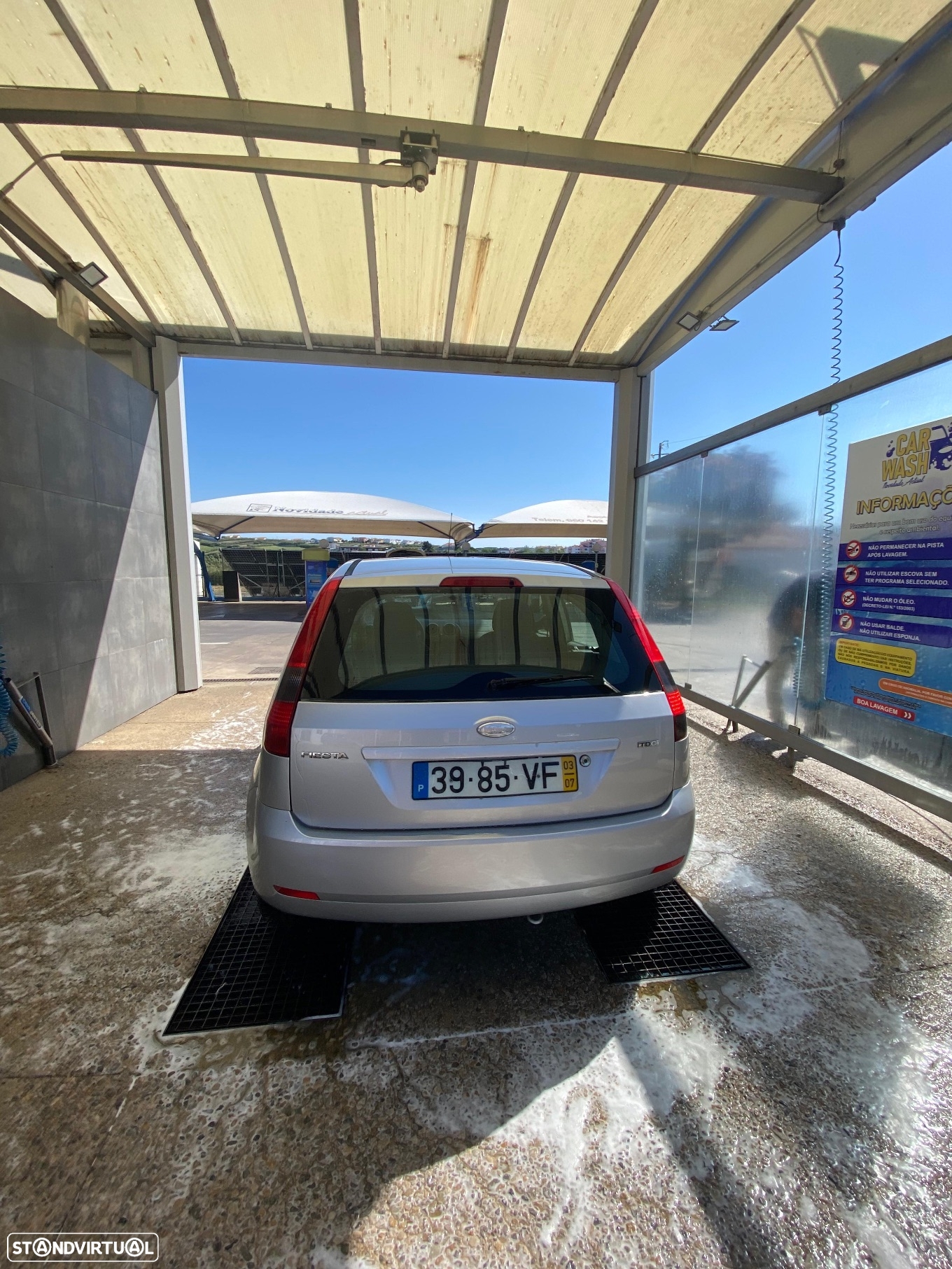 Ford Fiesta 1.4 TDCi Ambiente - 5