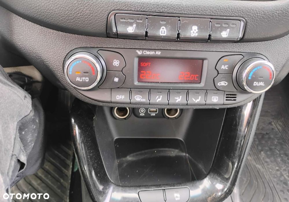 Kia Ceed - 15