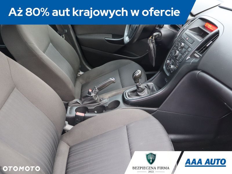 Opel Astra - 11