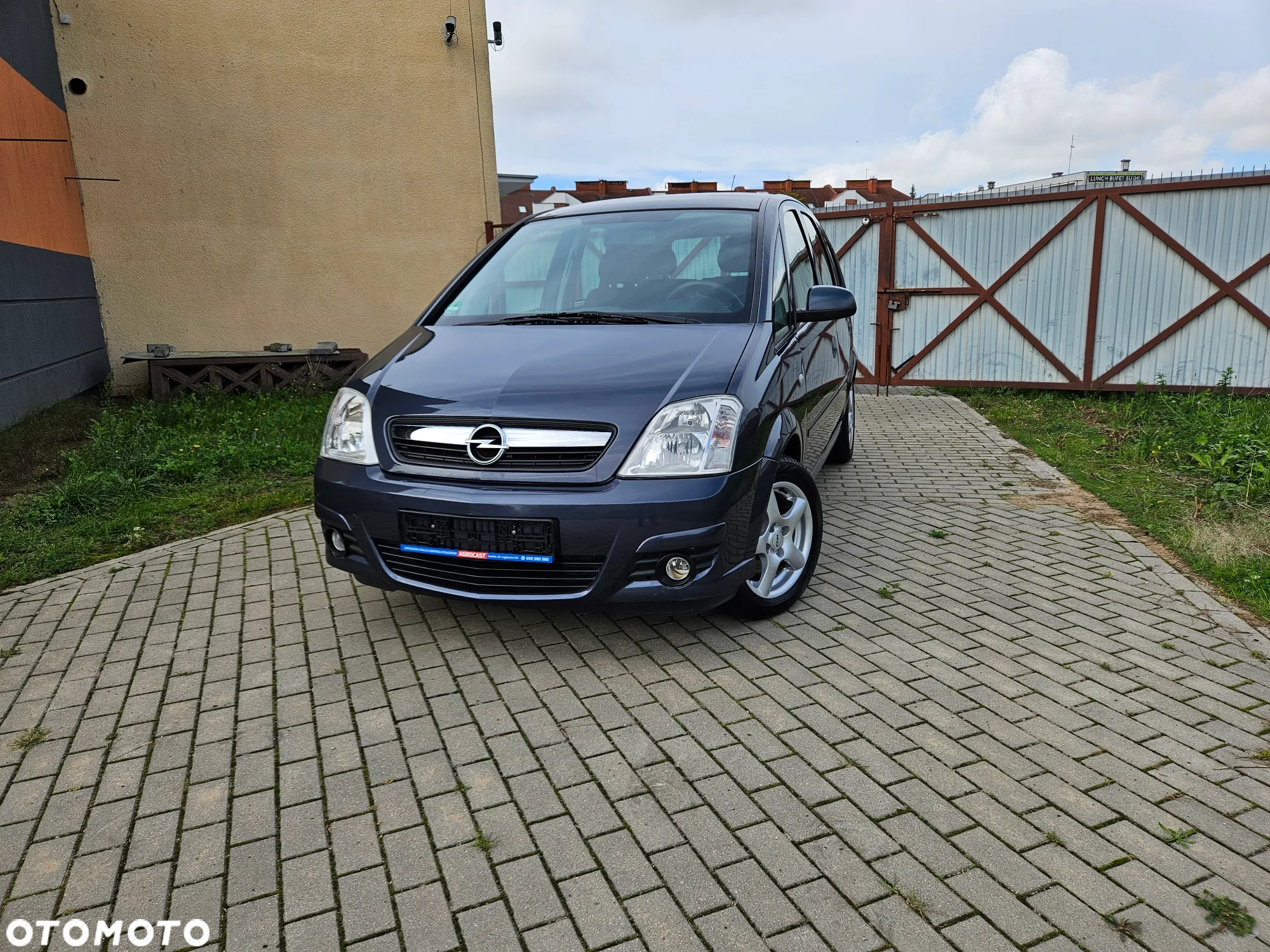 Opel Meriva 1.6 16V Innovation 110 Jahre - 5