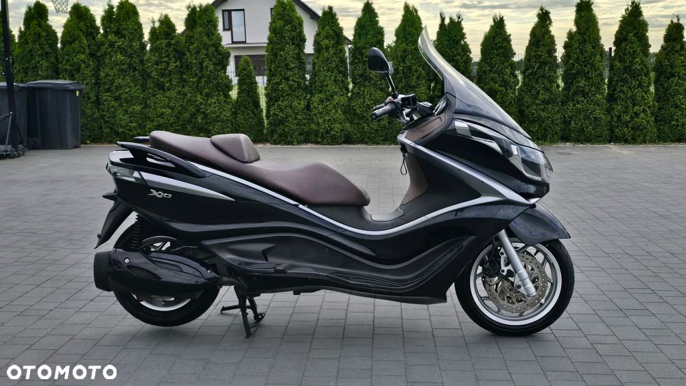Piaggio X10 - 6