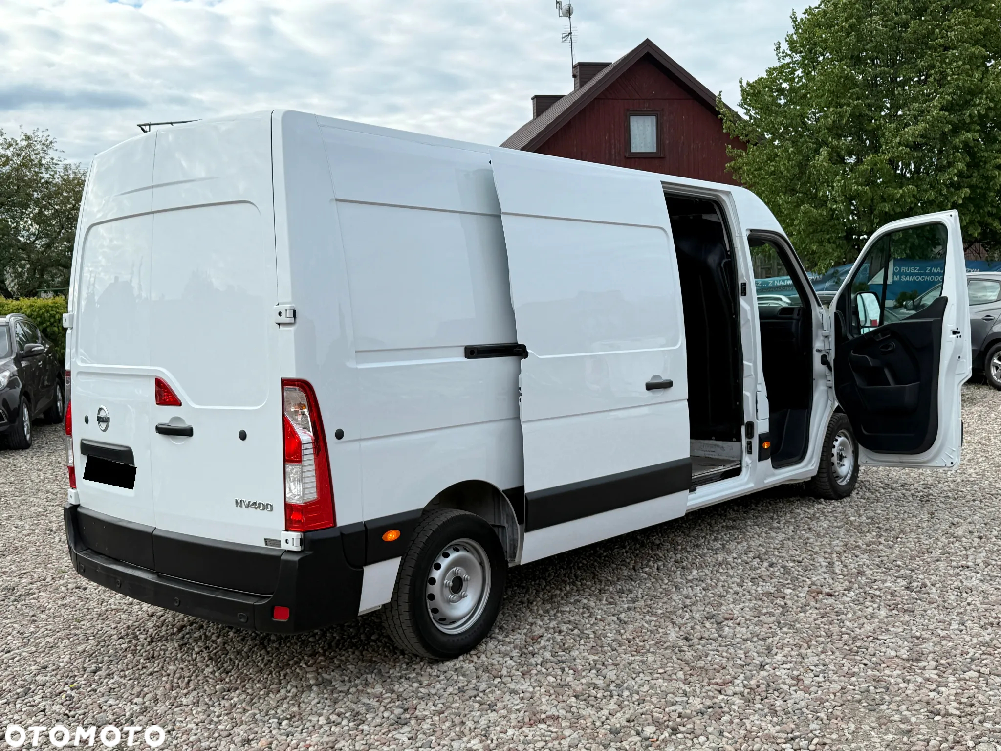 Nissan NV400 - 18