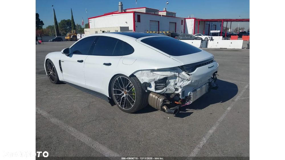 Porsche Panamera - 7