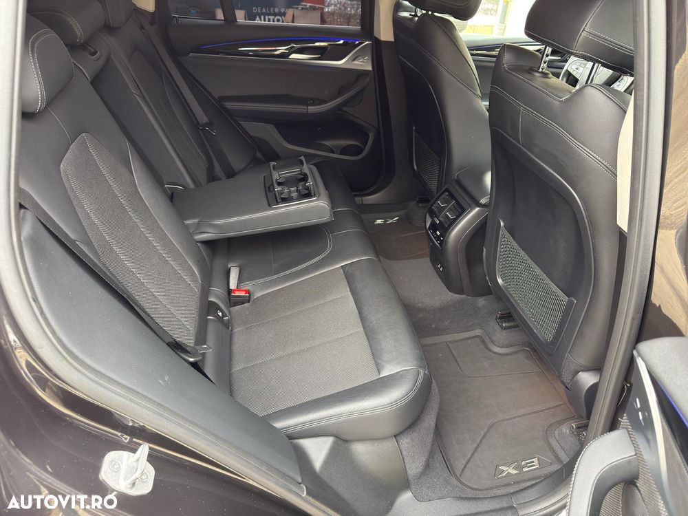 BMW X3 xDrive20i Aut. Luxury Line - 29