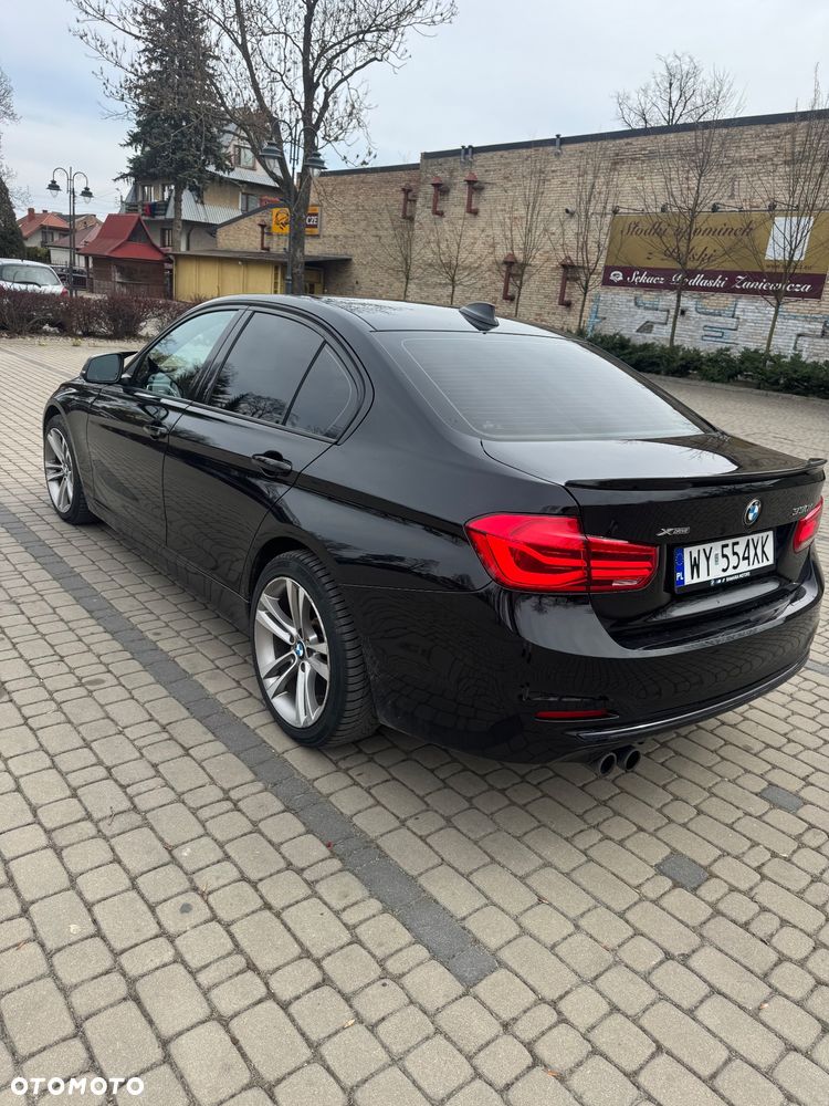 BMW Seria 3 330i Sport Line - 7