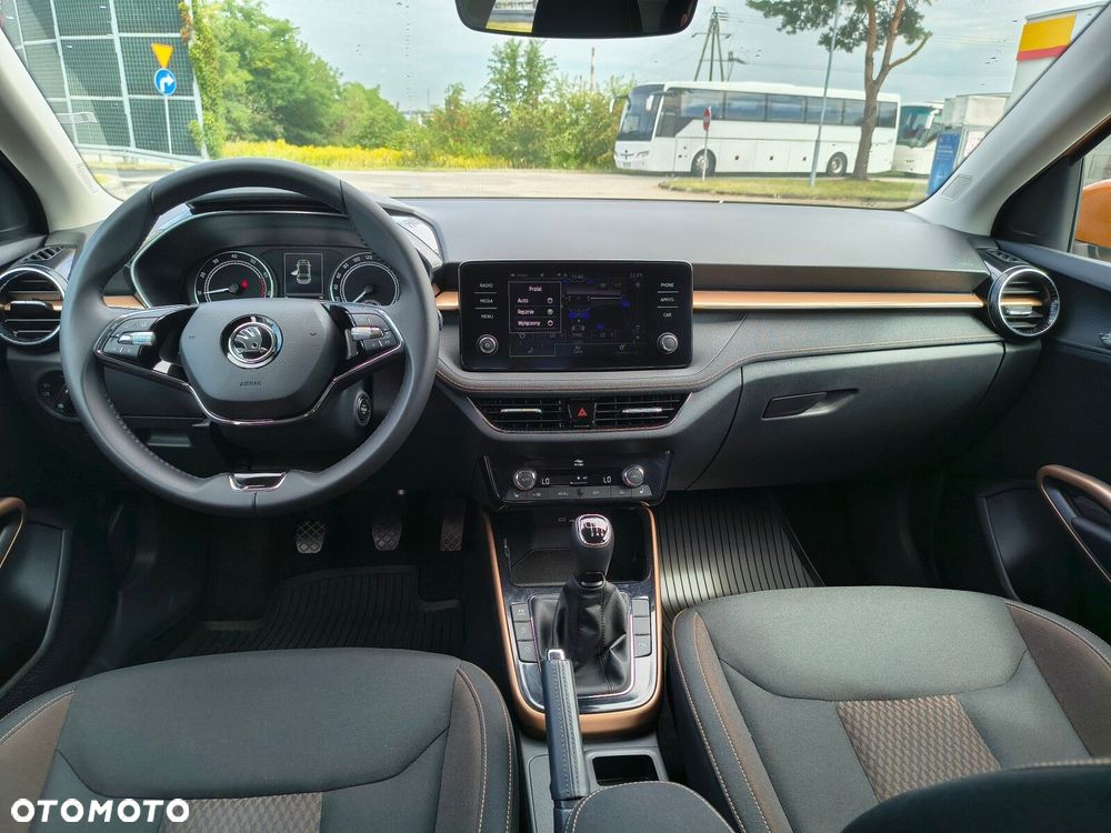 Skoda Fabia - 10