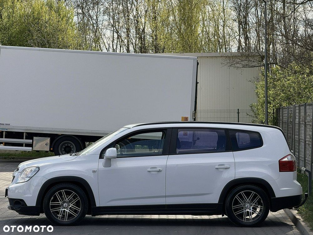 Chevrolet Orlando 1.8 LS - 21